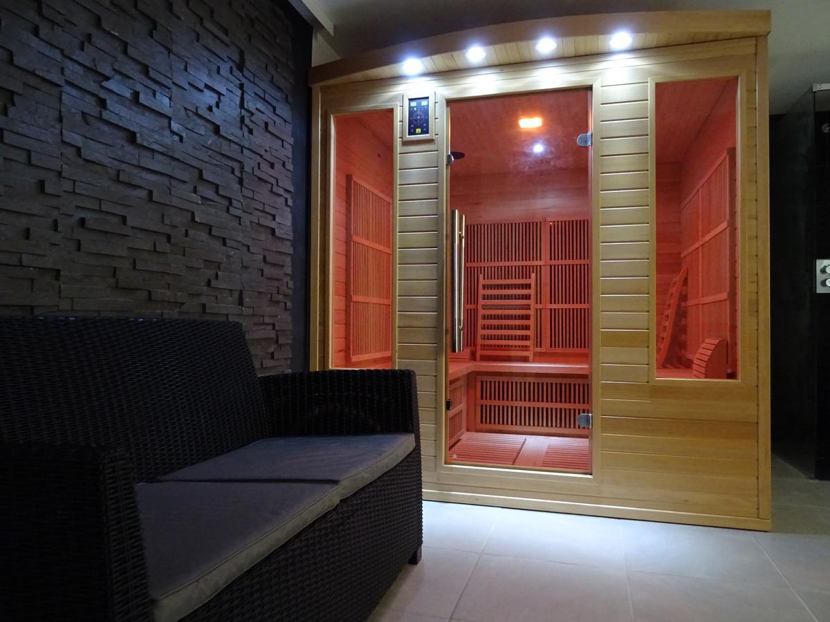 查班尼特斯酒店及Spa Auzelles 外观 照片